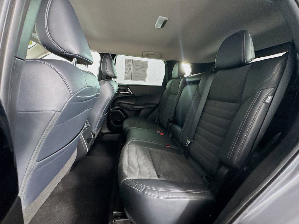 Used 2022 Mitsubishi Outlander SE AWD/4WD image 24