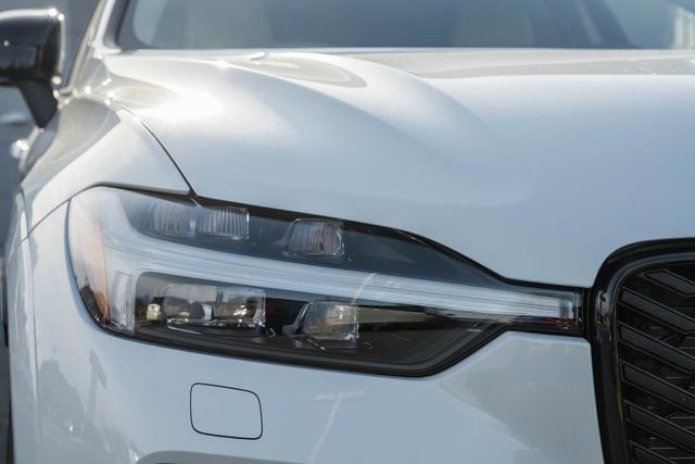 New 2026 Volvo XC60 B5 Ultra w/ Protection Package Premier image 12