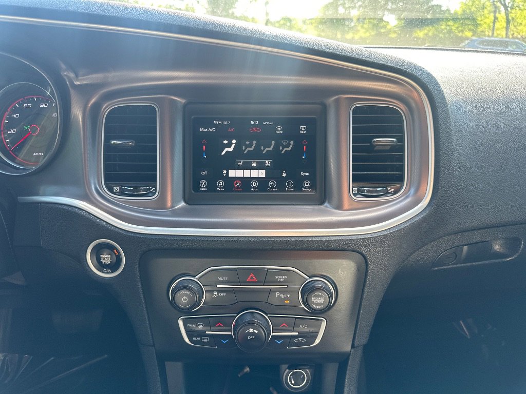 Used 2021 Dodge Charger SXT w/ Leather Interior Group RWD image 30