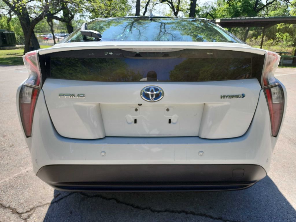 Used 2017 Toyota Prius Two w/ Prius Two Safety Plus Package FWD image 6