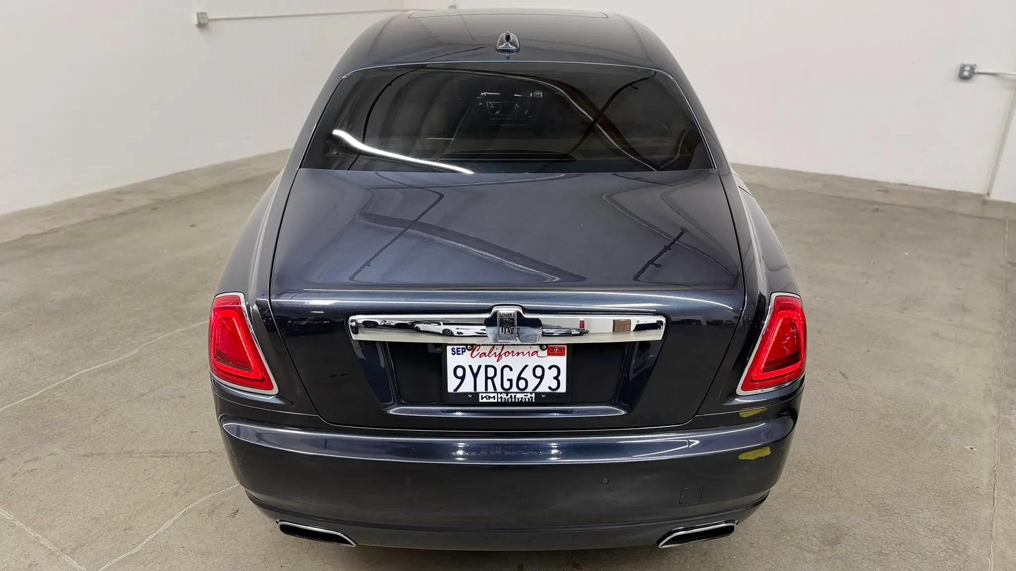 Used 2011 Rolls-Royce Ghost RWD image 10