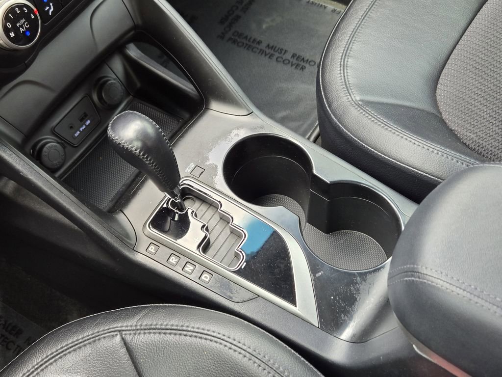 Used 2012 Hyundai Tucson GLS image 24