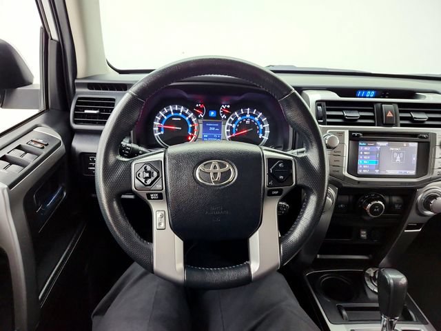 Used 2016 Toyota 4Runner SR5 AWD/4WD image 19