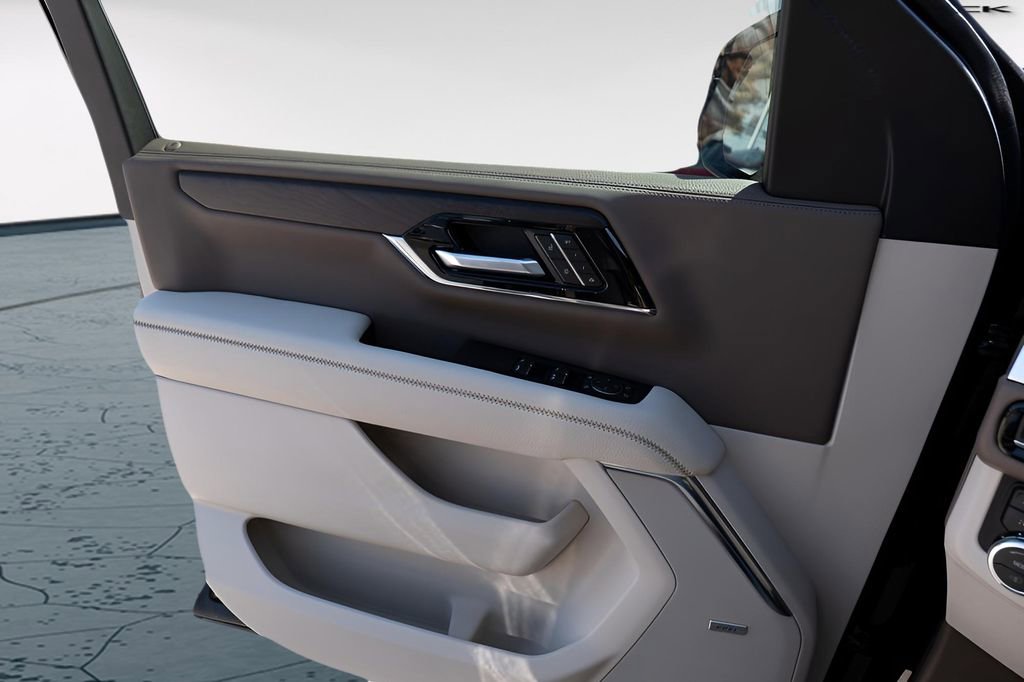 New 2026 GMC Yukon XL Denali w/ Denali Reserve Package image 19