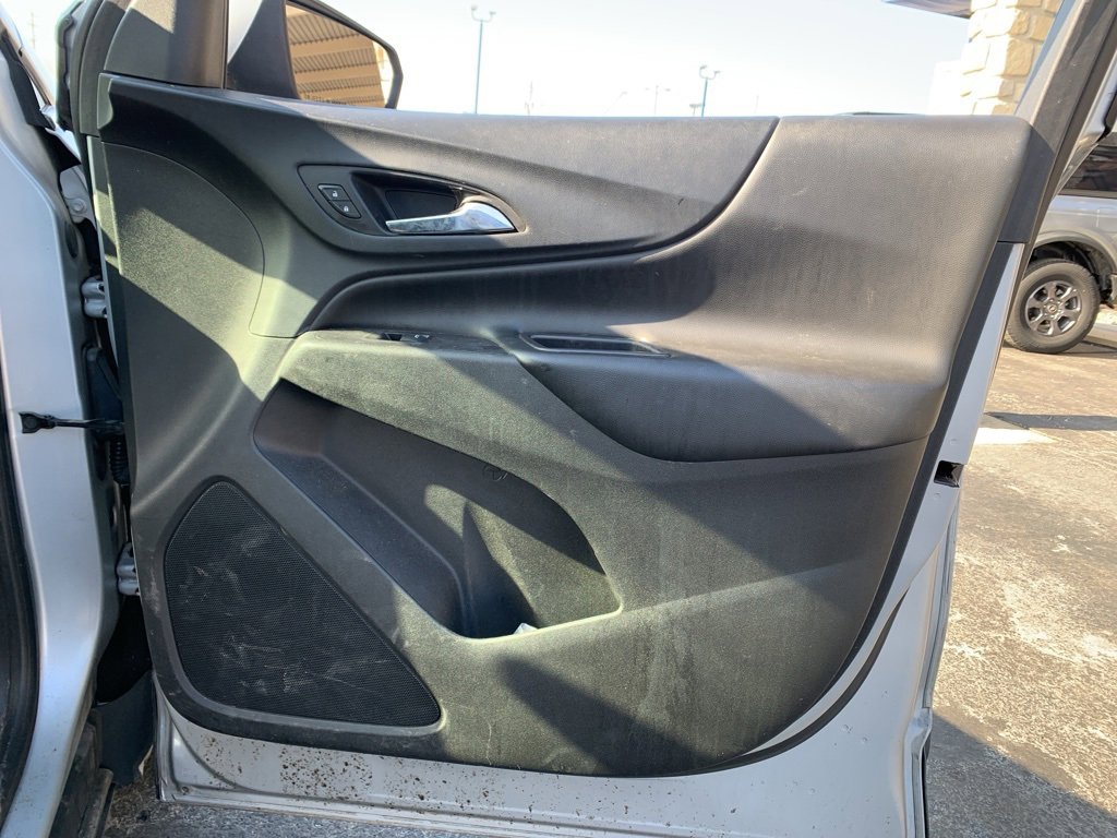 Used 2018 Chevrolet Equinox LT image 20