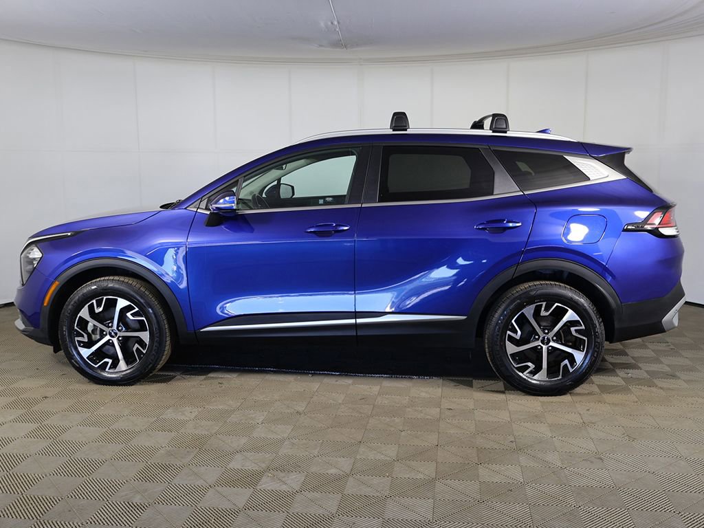 Used 2023 Kia Sportage EX AWD/4WD image 13