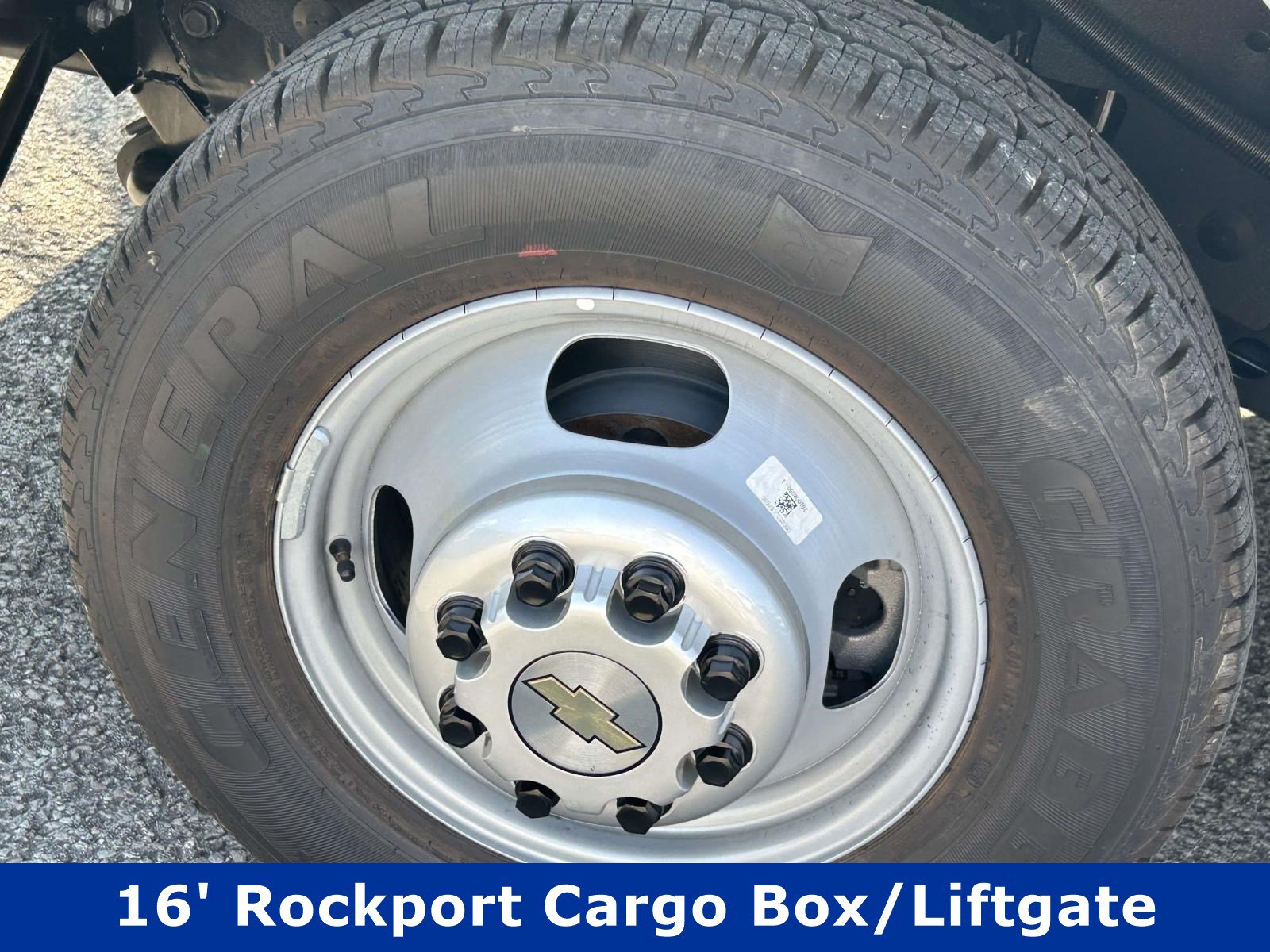 New 2026 Chevrolet Express 4500 w/ Power Convenience Package RWD image 10