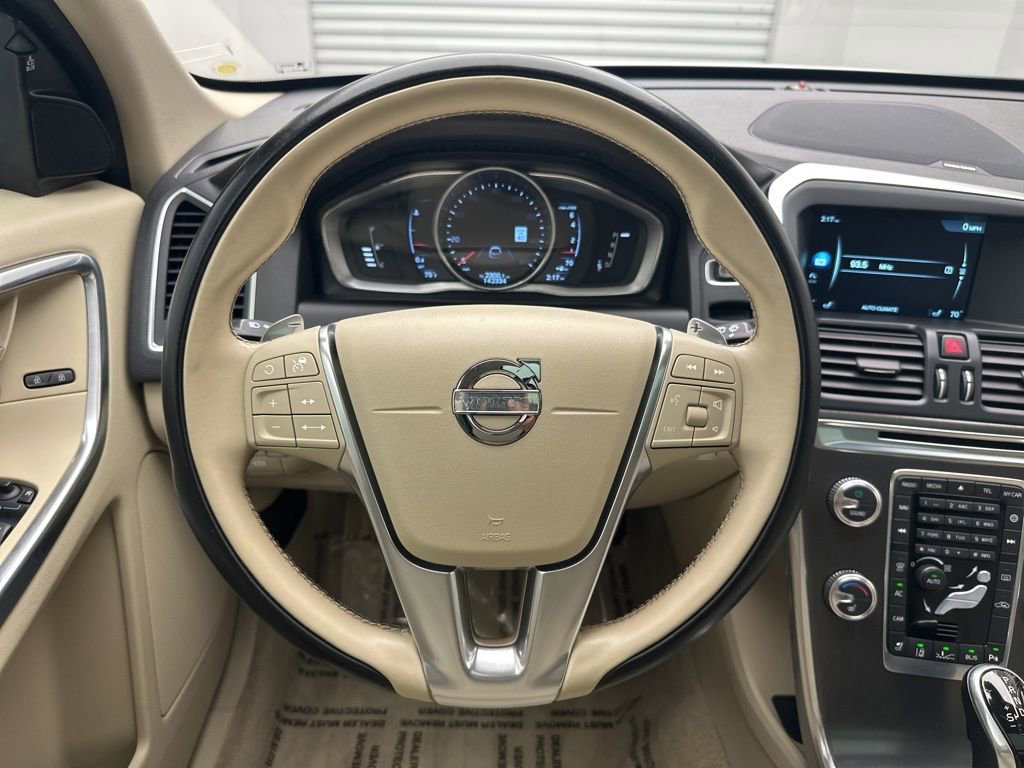 Used 2015 Volvo XC60 T6 Platinum AWD/4WD image 17