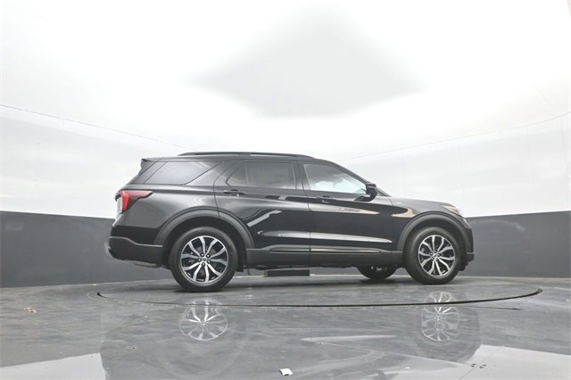 New 2026 Ford Explorer ST-Line image 33