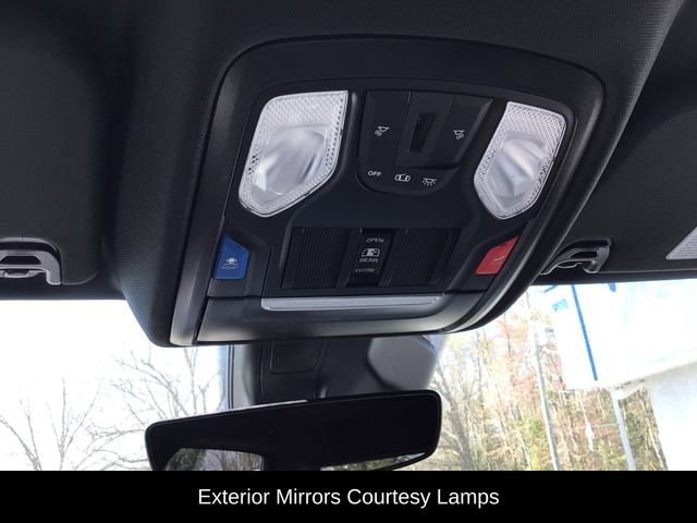 New 2026 RAM 1500 4x4 Crew Cab image 29