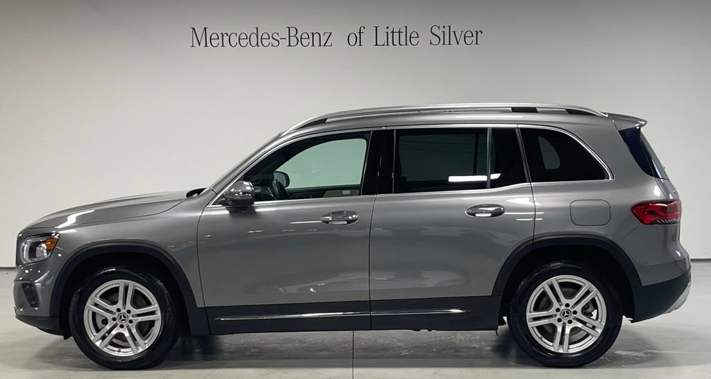 Certified 2020 Mercedes-Benz GLB 250 4MATIC image 2