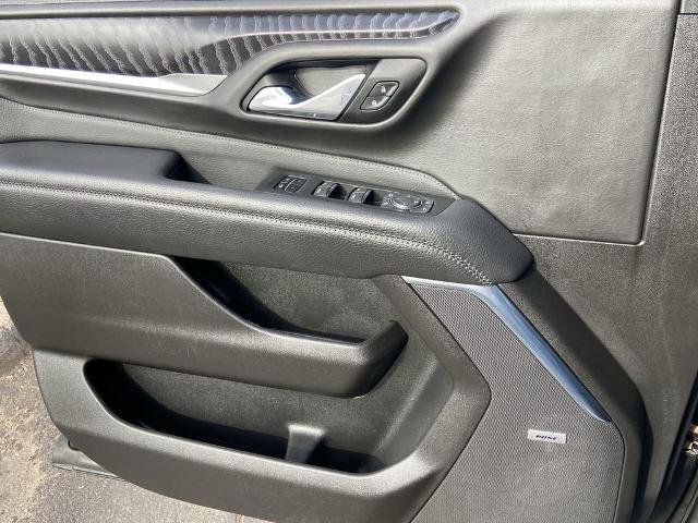 Used 2021 GMC Yukon XL Denali w/ Denali Ultimate Package image 19