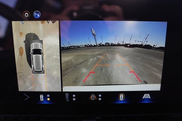 New 2026 Chevrolet Equinox RS w/ Safety and Technology Package image 23