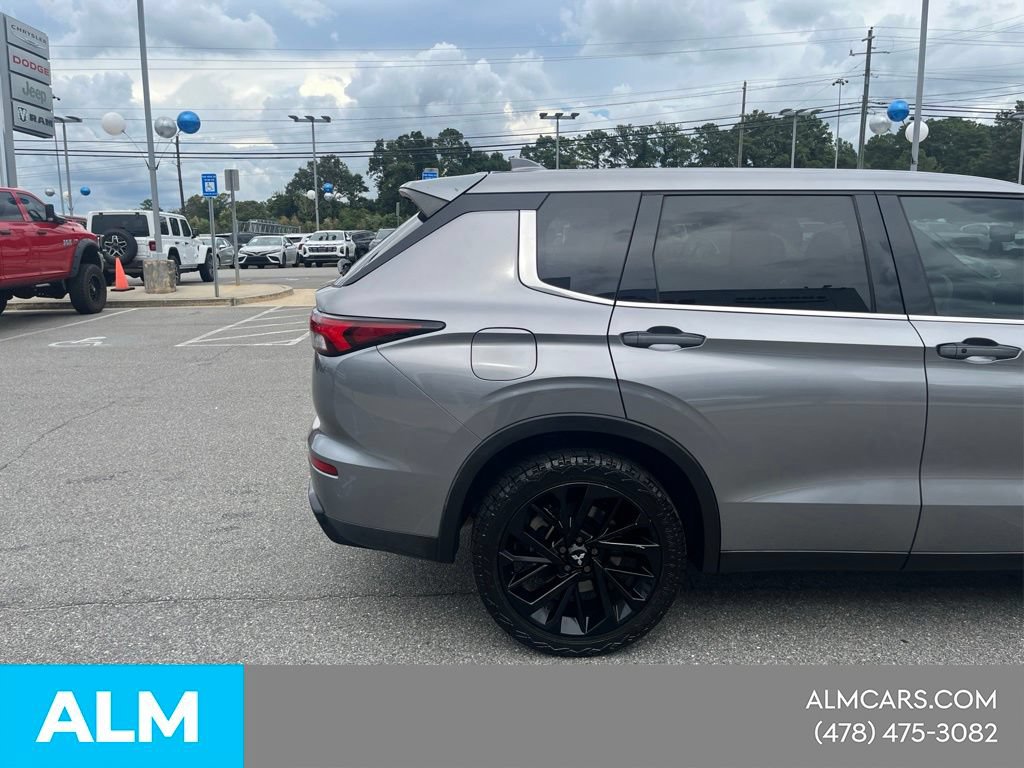 Used 2022 Mitsubishi Outlander SE FWD image 19