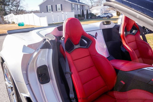 Used 2015 Chevrolet Corvette Z06 w/ 3LZ Preferred Equipment Group image 43