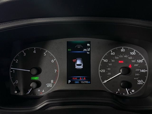 Used 2024 Toyota Corolla Cross SE w/ Moonroof Package image 18