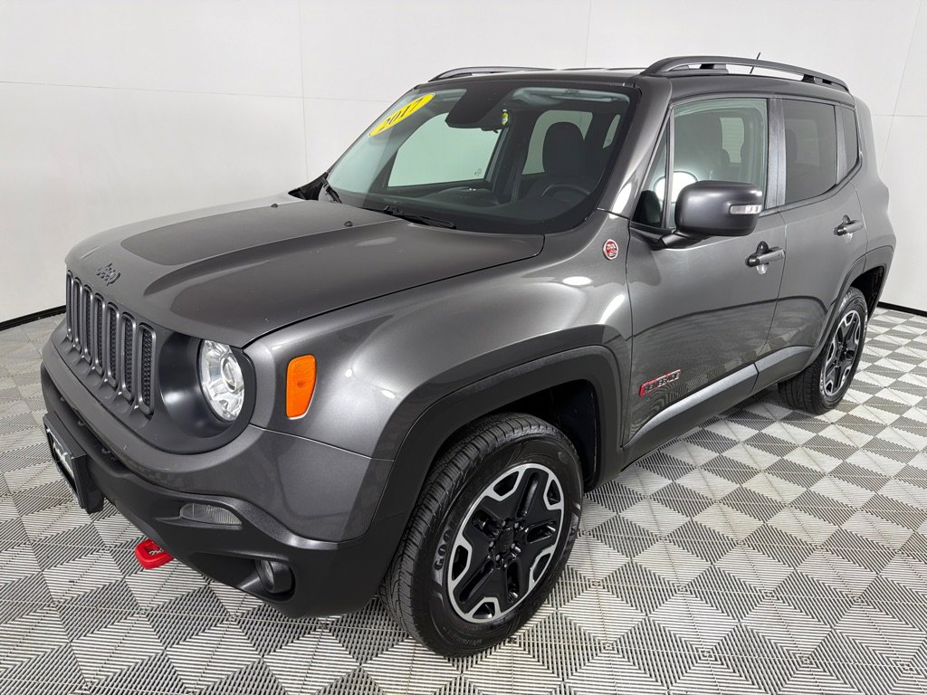 Used 2017 Jeep Renegade Trailhawk image 9