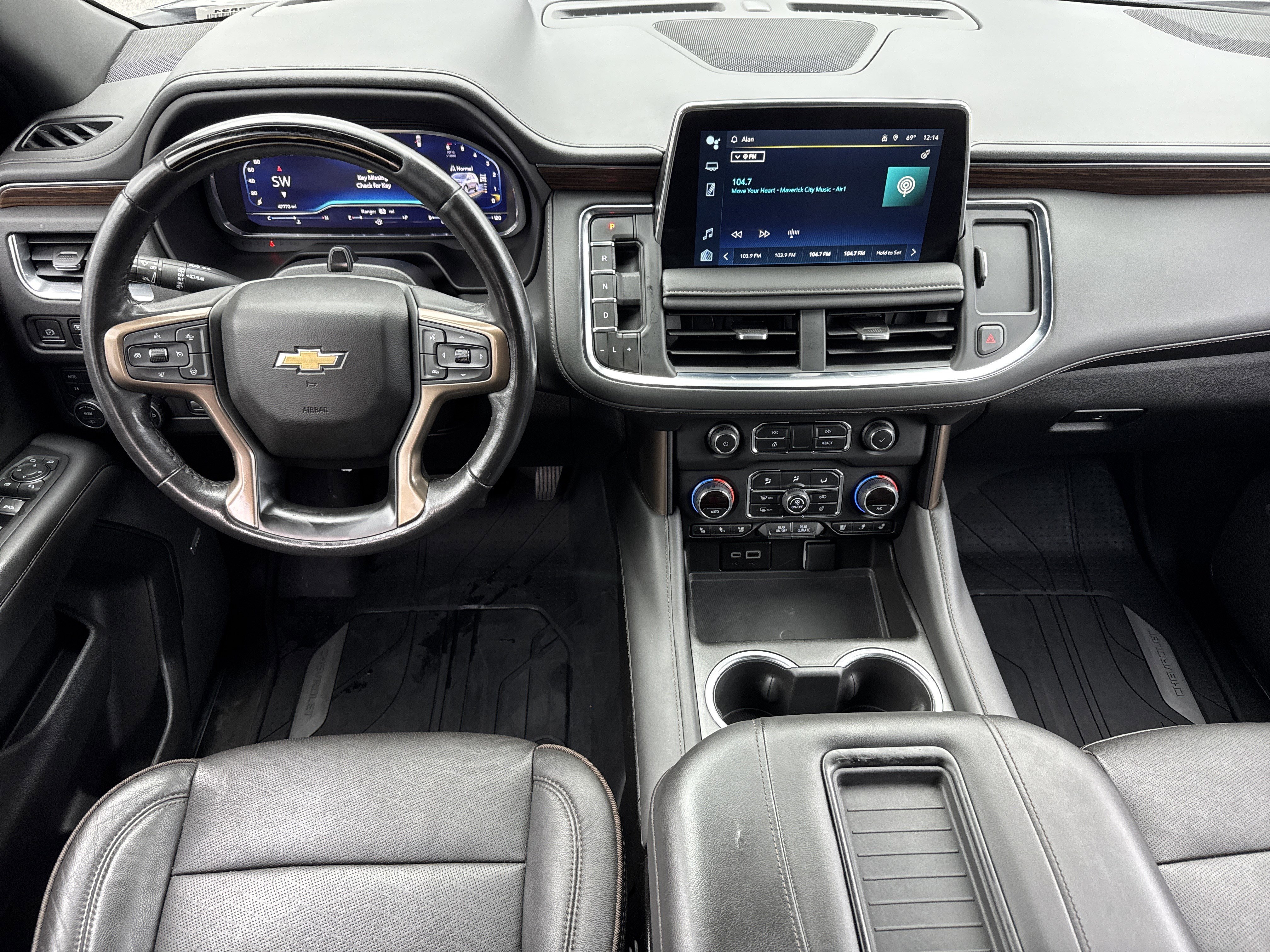 Used 2023 Chevrolet Tahoe High Country w/ Advanced Technology Package AWD/4WD image 10