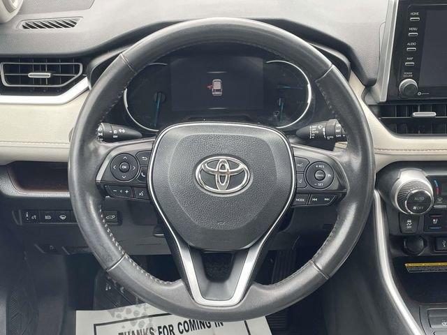 Used 2020 Toyota RAV4 Limited AWD/4WD image 13