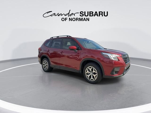 Used 2023 Subaru Forester Premium image 4