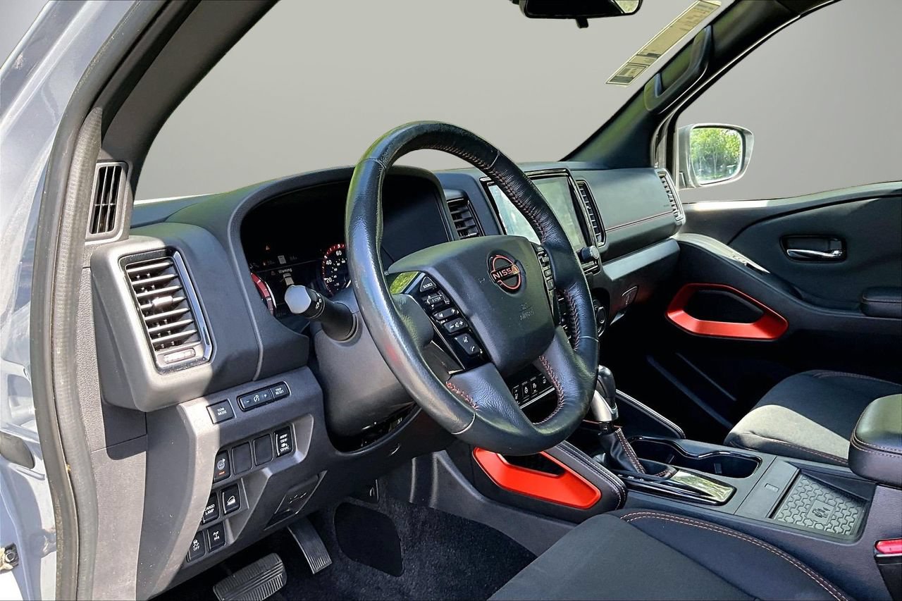 Used 2022 Nissan Frontier PRO-4X AWD/4WD image 18