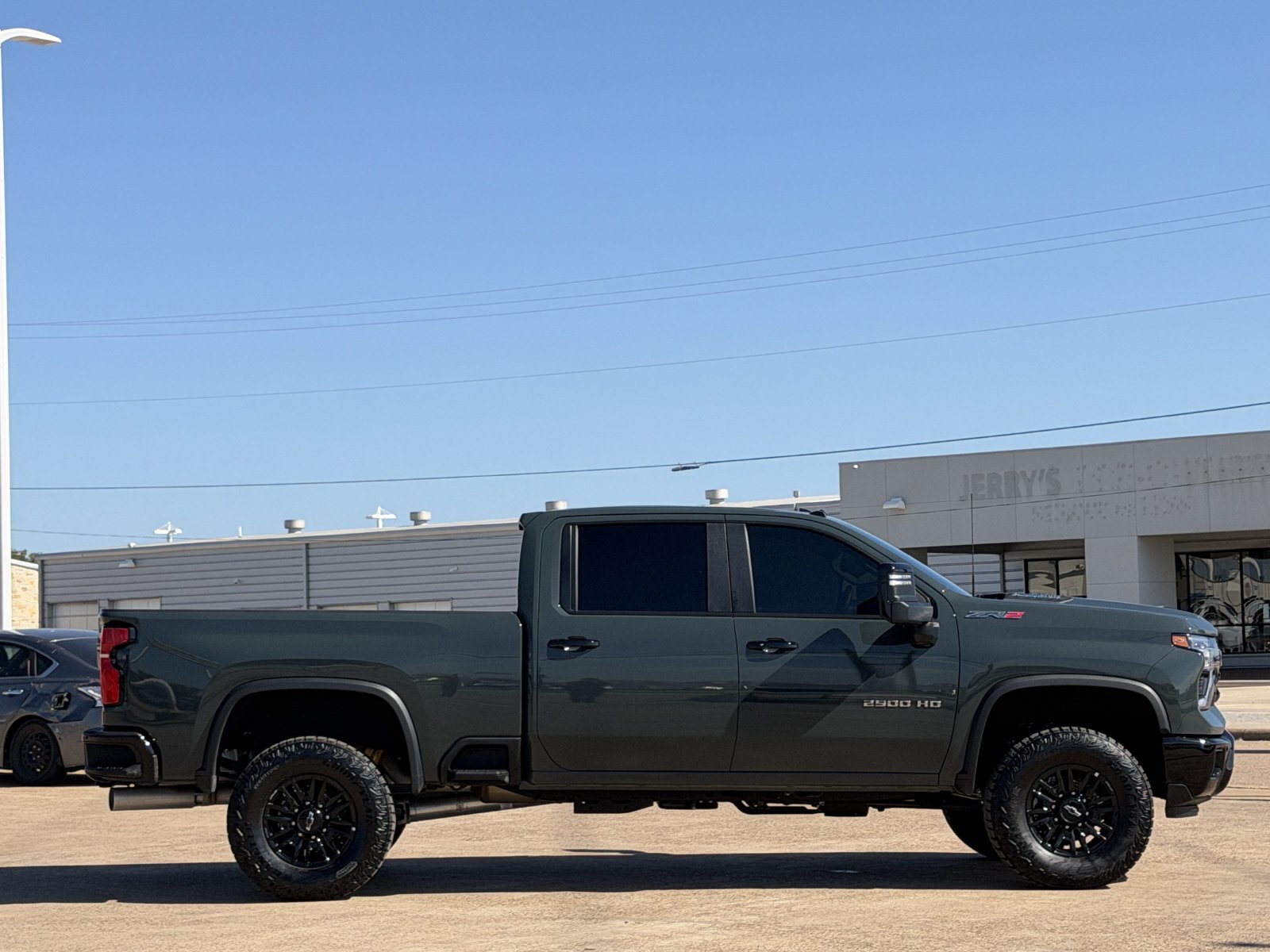 Used 2026 Chevrolet Silverado 2500 ZR2 AWD/4WD image 3