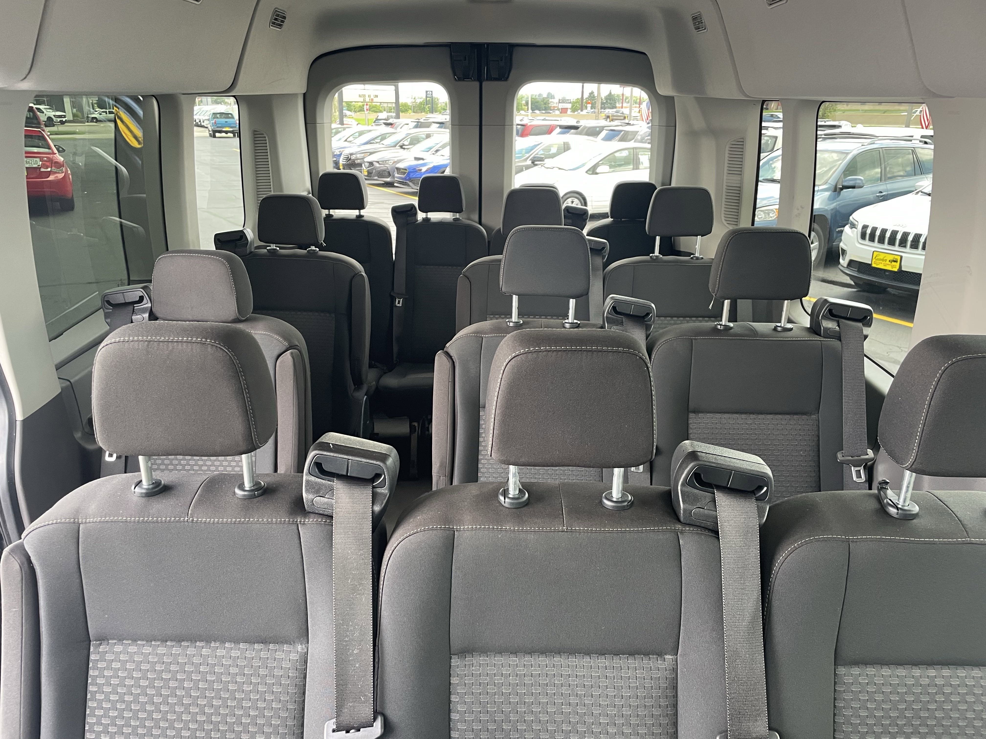 Used 2023 Ford Transit 350 XLT image 8