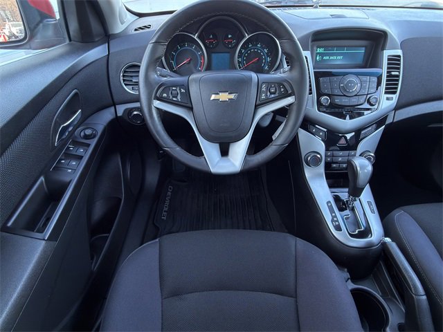 Used 2014 Chevrolet Cruze LT image 6