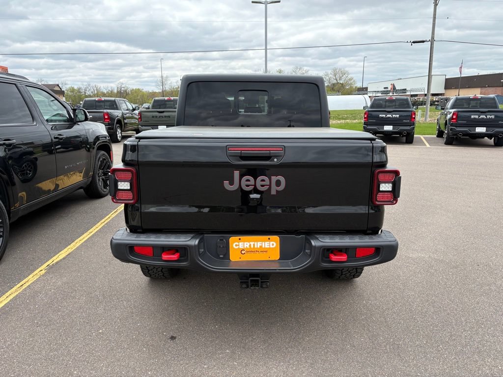 Certified 2025 Jeep Gladiator Rubicon w/ Convenience Group AWD/4WD image 4