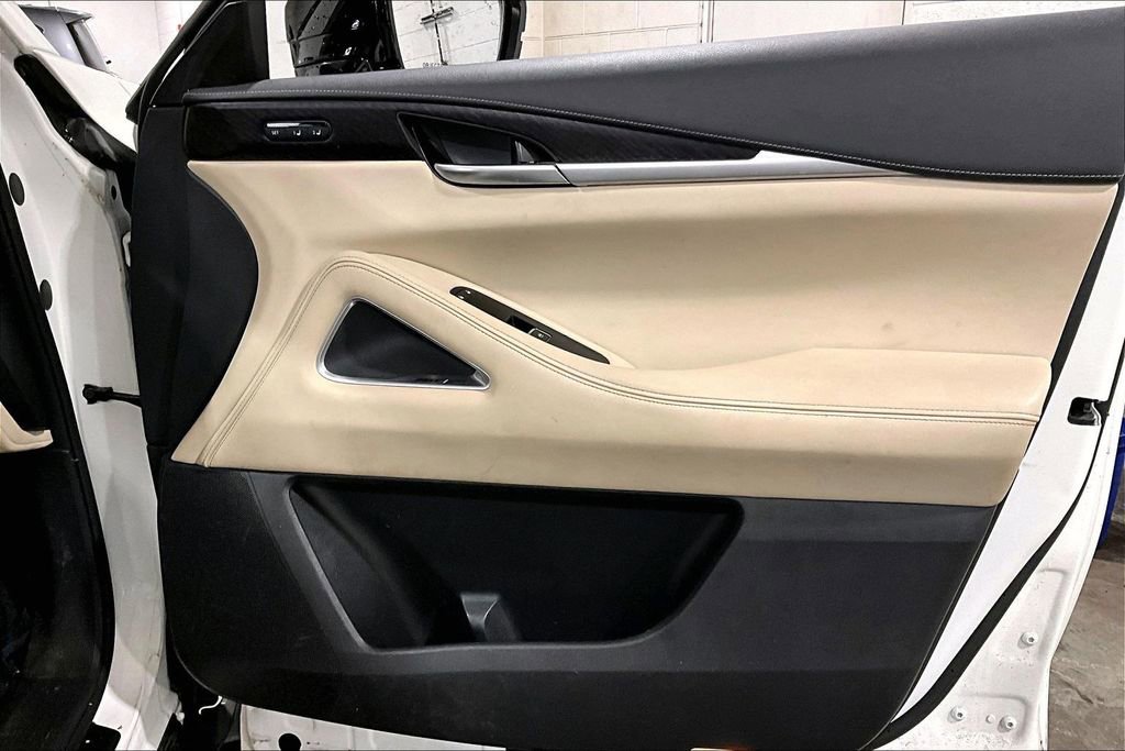 Certified 2025 INFINITI QX60 Sensory image 24