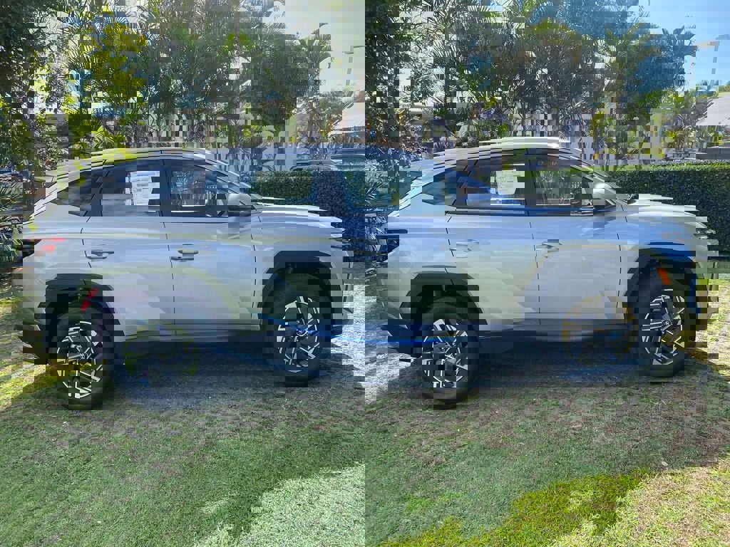 New 2026 Hyundai Tucson Blue SE AWD/4WD image 8