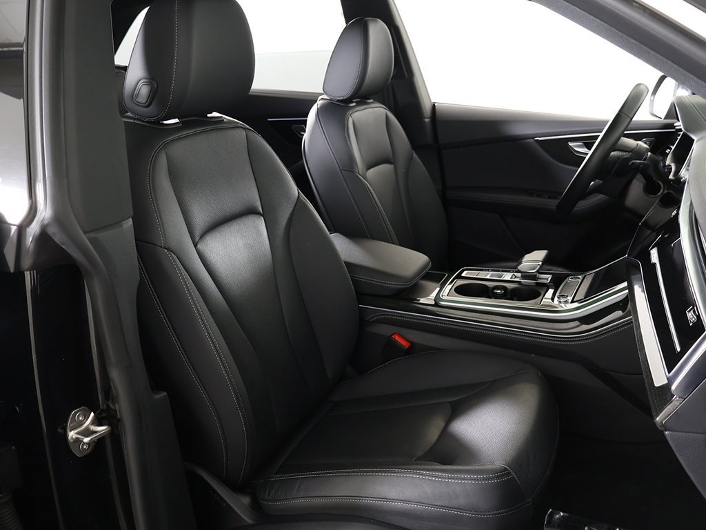 Used 2024 Audi Q8 Premium Plus image 34
