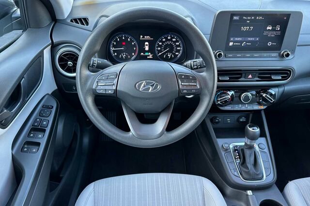 Used 2022 Hyundai Kona SEL w/ Cargo Package FWD image 11