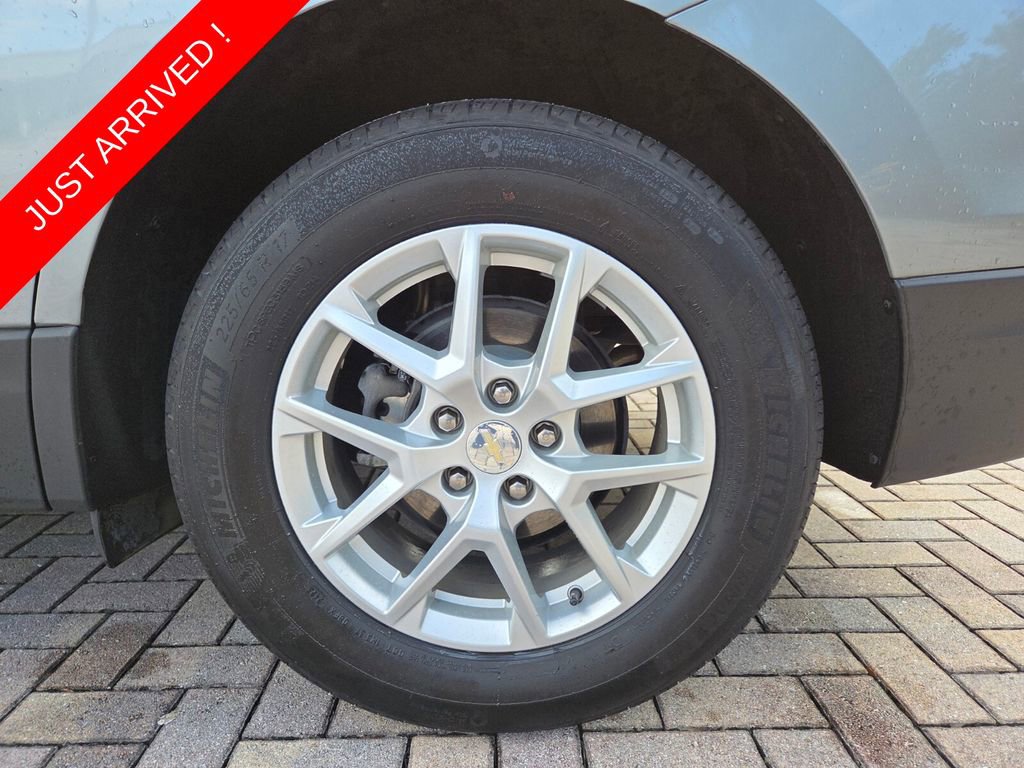 Used 2024 Chevrolet Equinox LT FWD image 20