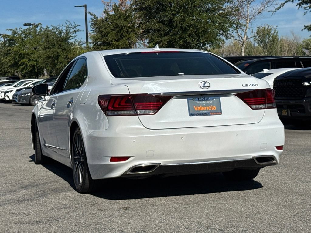 Used 2013 Lexus LS 460 w/ F-Sport Pkg RWD image 11