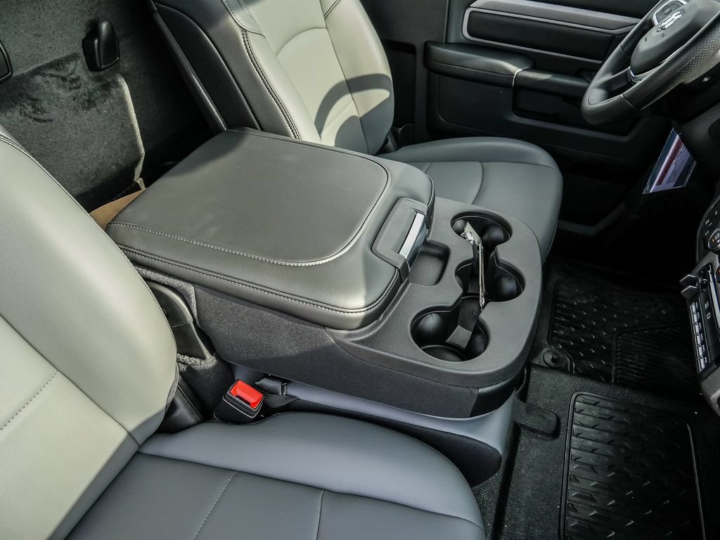 New 2026 RAM 4500 Tradesman AWD/4WD image 30