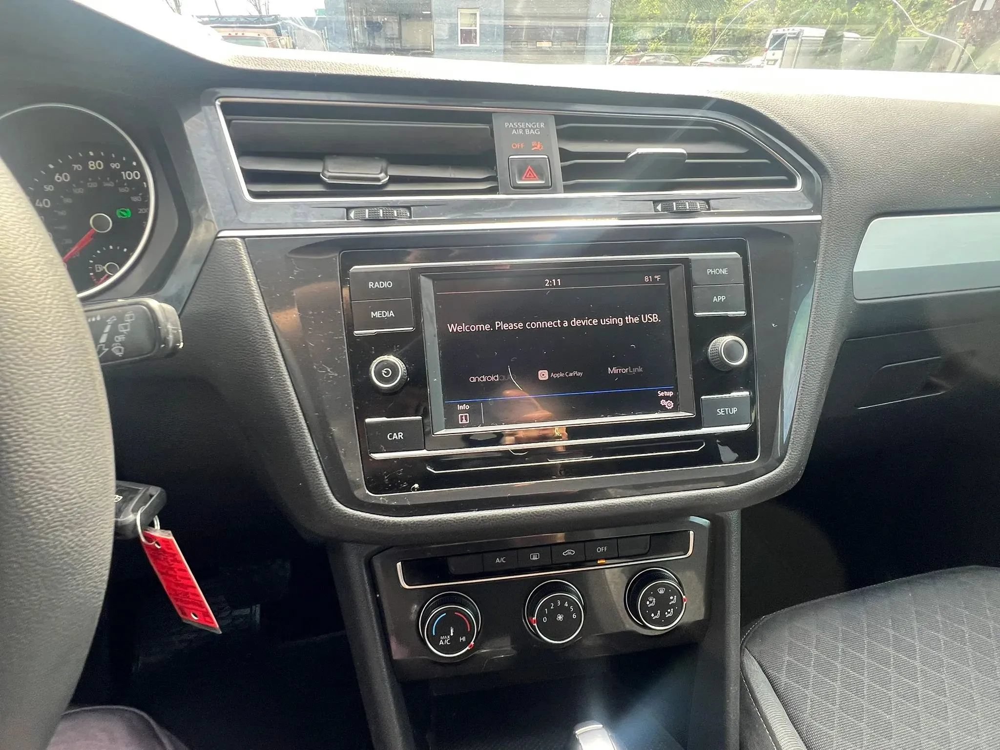 Used 2018 Volkswagen Tiguan S FWD image 22