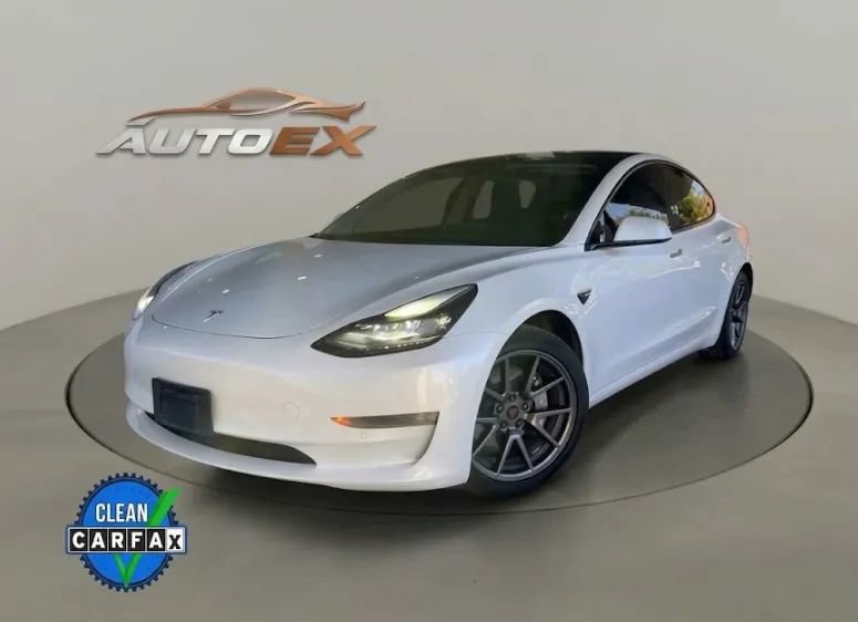Used 2021 Tesla Model 3 Standard Range Plus RWD image 1