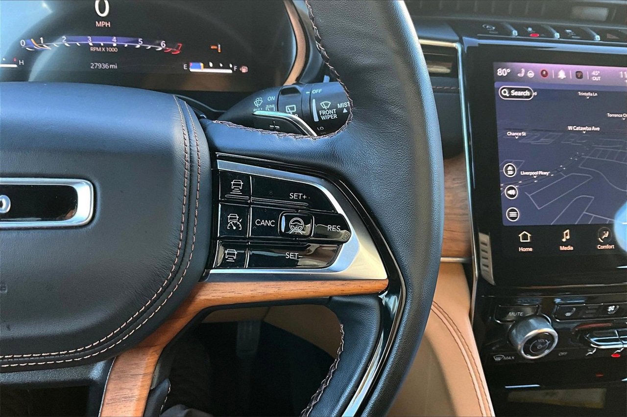 Certified 2023 Jeep Grand Cherokee L Summit image 30