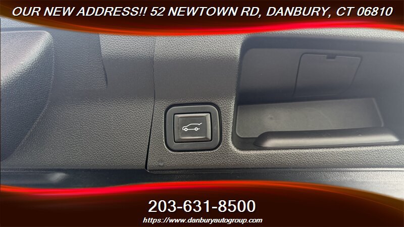 Used 2020 GMC Acadia SLE w/ Driver Convenience Package AWD/4WD image 22