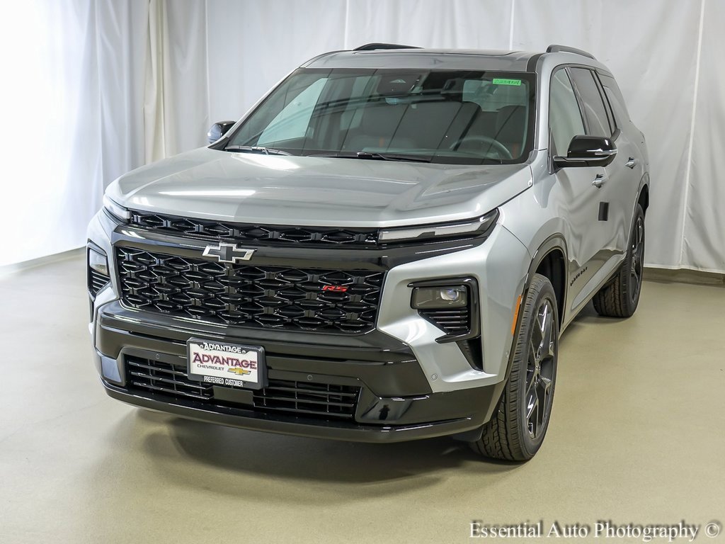 New 2026 Chevrolet Traverse RS w/ LPO, Floor Liner Package image 4