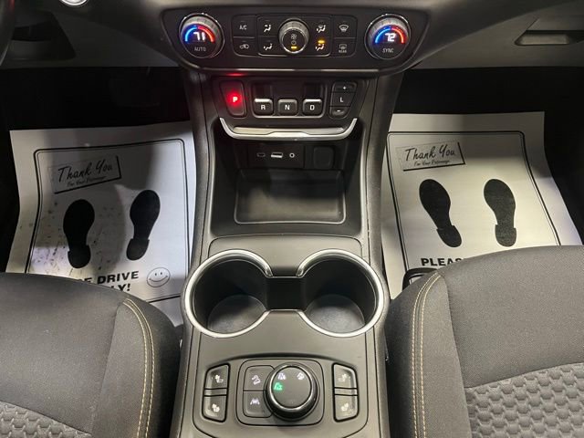 Used 2021 GMC Terrain SLE w/ Driver Convenience Package image 19
