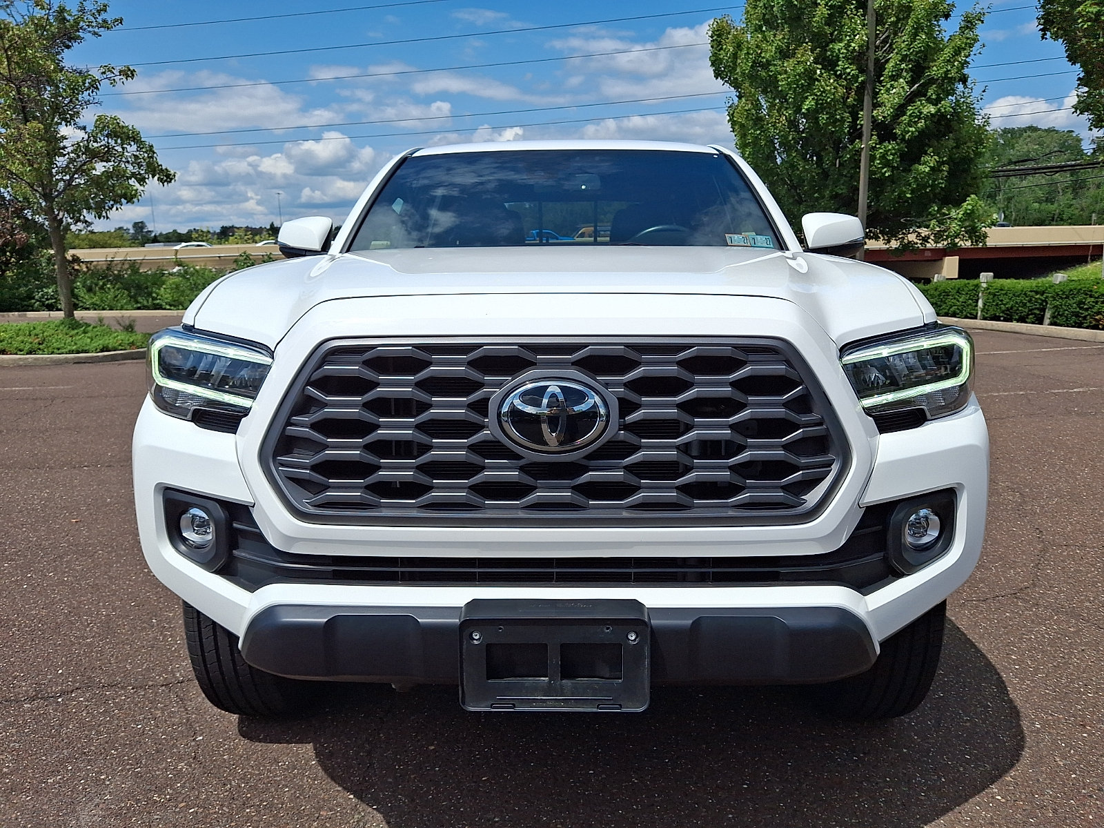 Used 2023 Toyota Tacoma TRD Off-Road AWD/4WD image 2