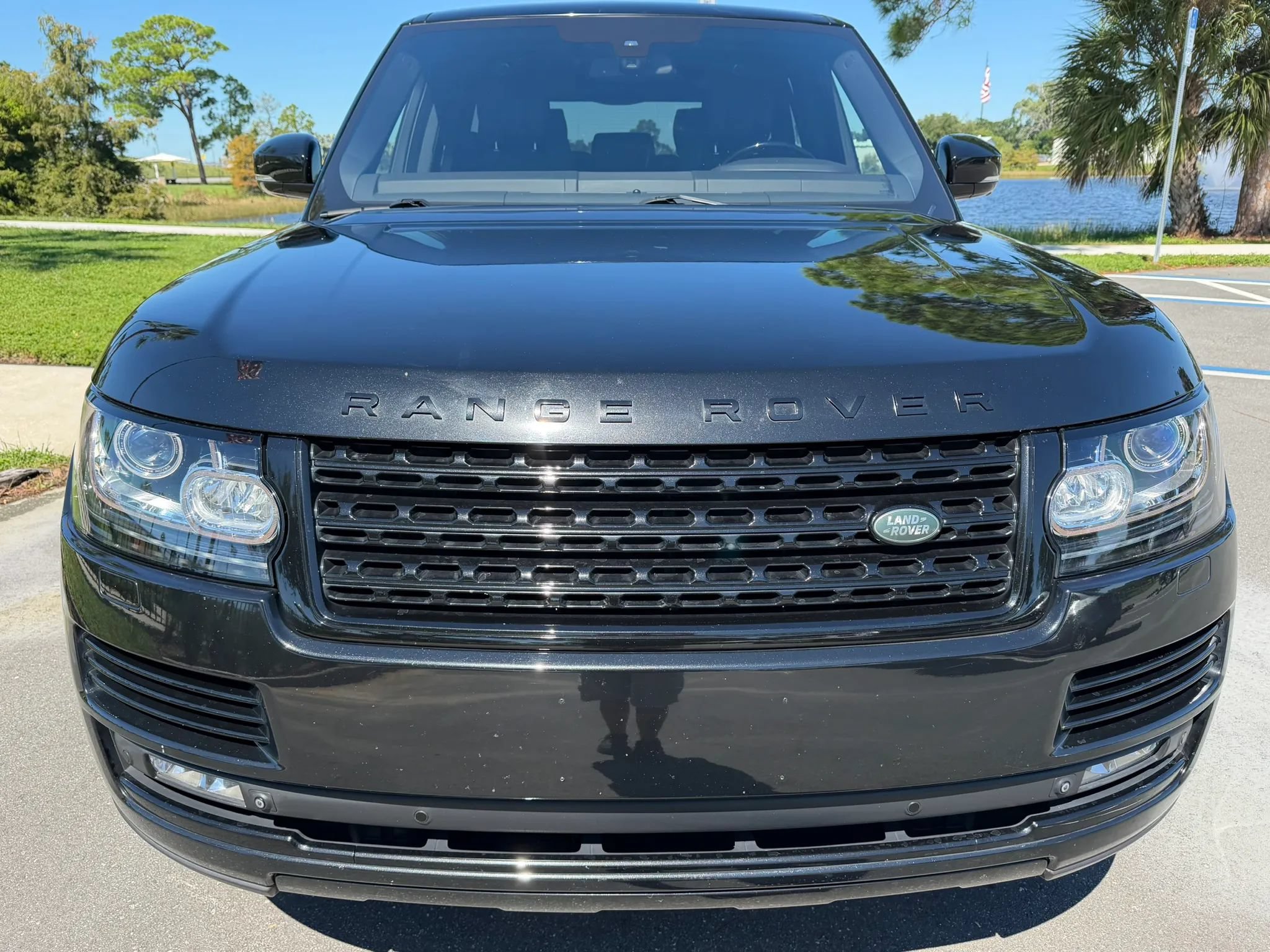 Used 2014 Land Rover Range Rover Supercharged AWD/4WD image 3