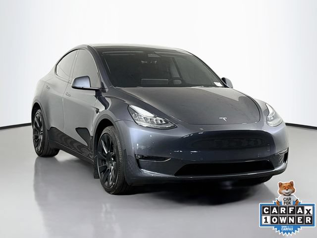 Used 2022 Tesla Model Y Long Range AWD/4WD image 1