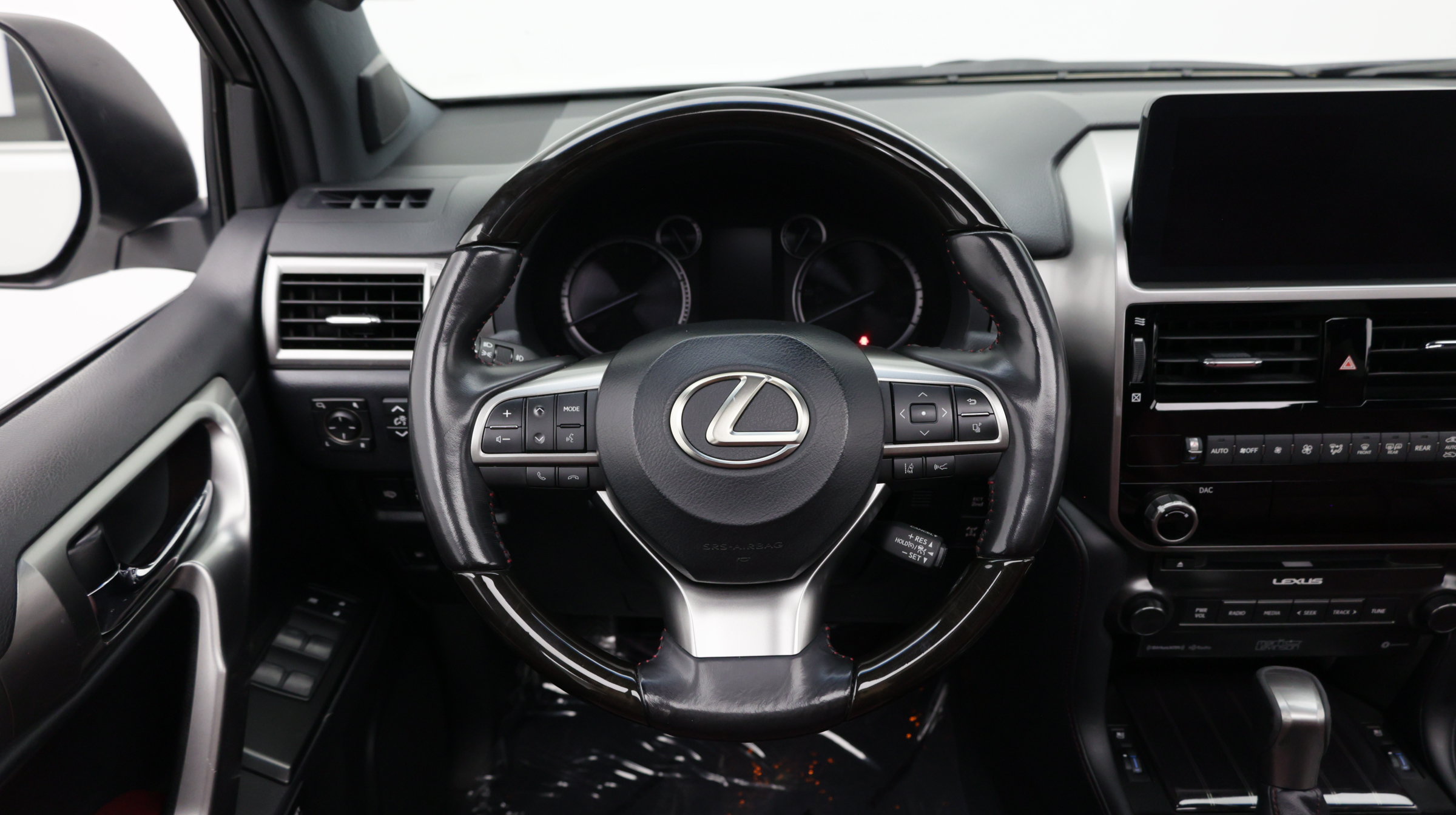 Used 2022 Lexus GX 460 Premium w/ Accessory Package AWD/4WD image 47