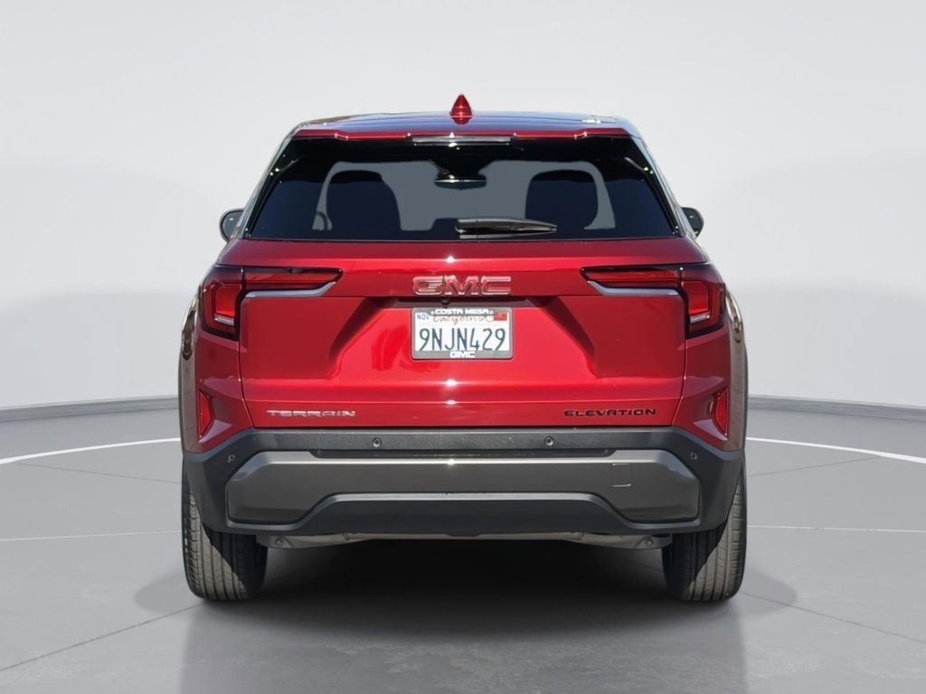 Used 2026 GMC Terrain Elevation image 4