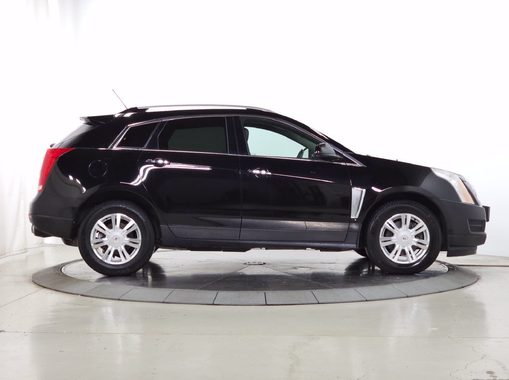 Used 2016 Cadillac SRX Luxury w/ Driver Awareness Package FWD image 8
