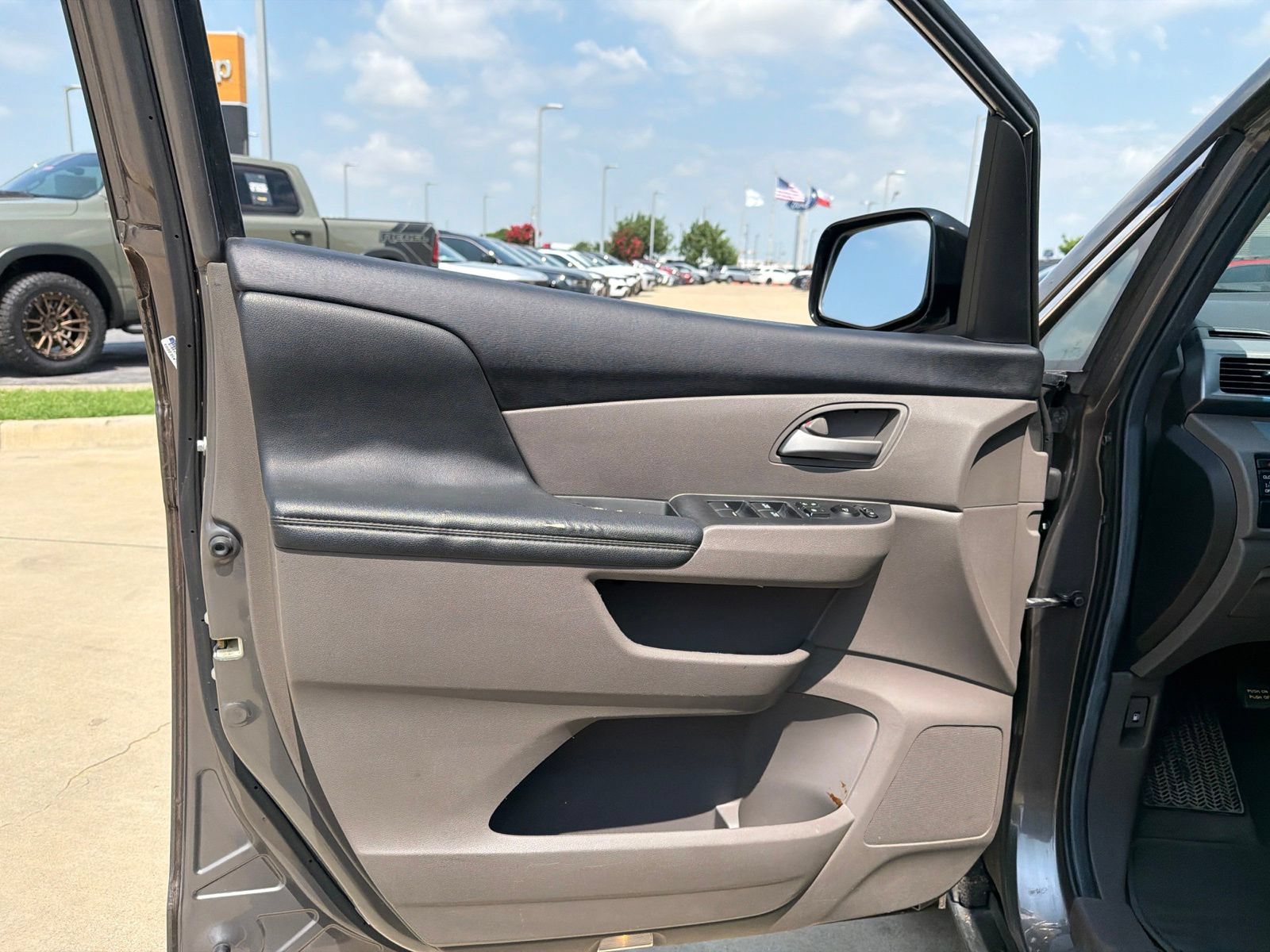Used 2012 Honda Odyssey EX image 13