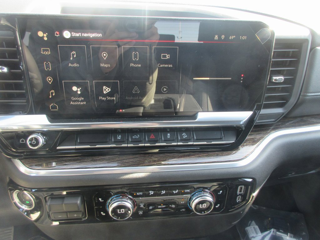 New 2026 GMC Sierra 3500 SLE image 19